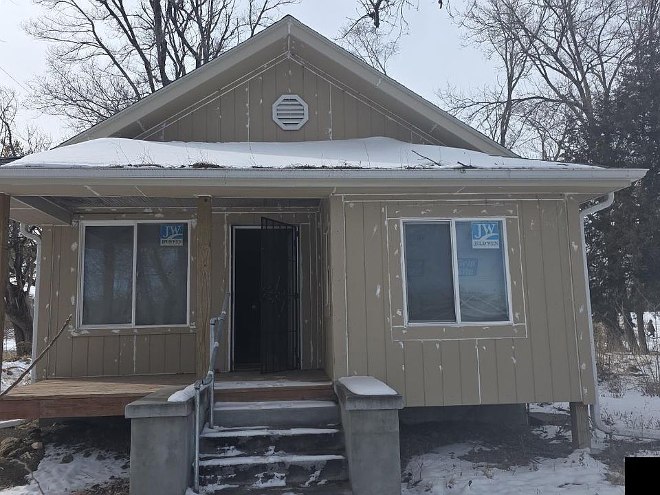 1st image of 3918 N 26th Ave