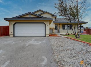 135 N Angus Loop, Palmer, AK 99645