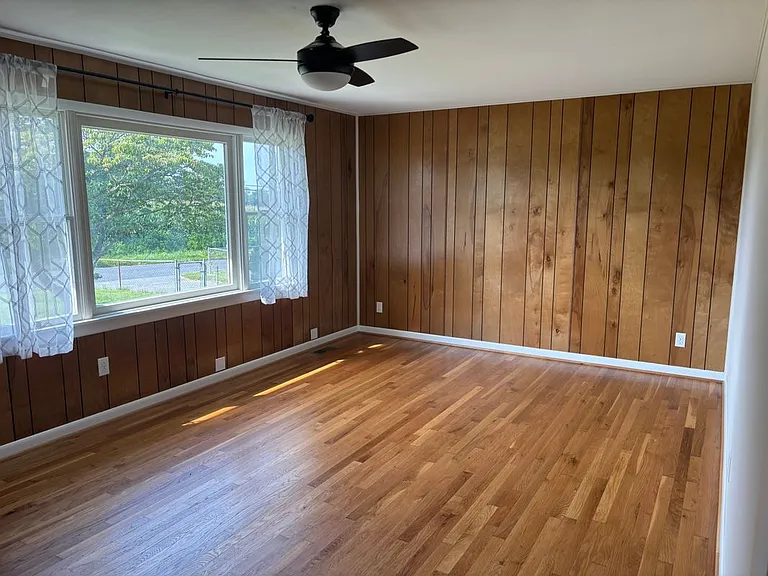 21001 Westerly Rd — Photo 16