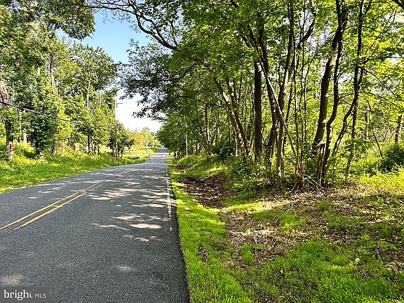 3rd image of 0 Harbourton Mount Airy Rd