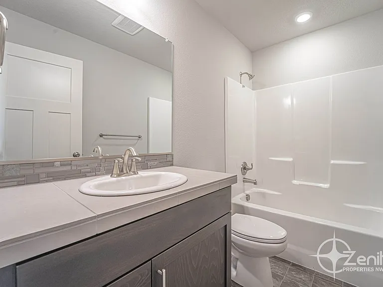 4261 S Cloverhill Way — Photo 18