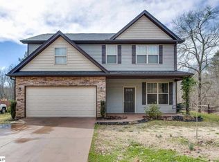 6 Redcoat Ct, Simpsonville, SC 29680
