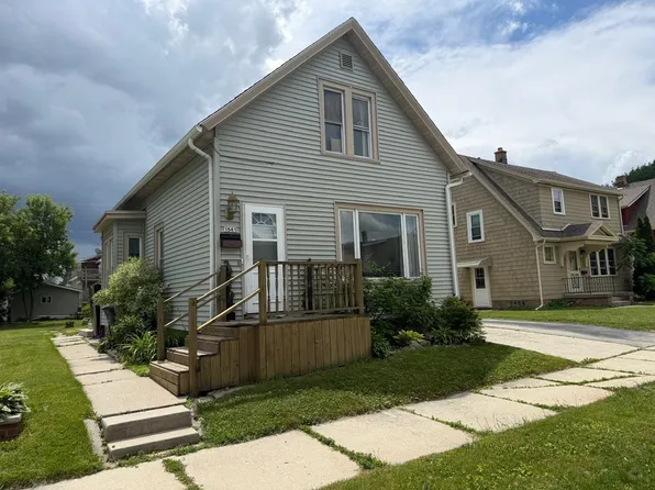 1541 Division Ave, Sheboygan, WI 53083