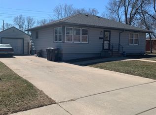 109 E 4th St, Dell Rapids, SD 57022