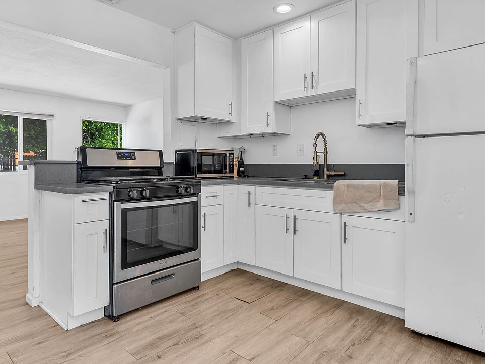 1st image of 3941 E Calle De Ricardo #3