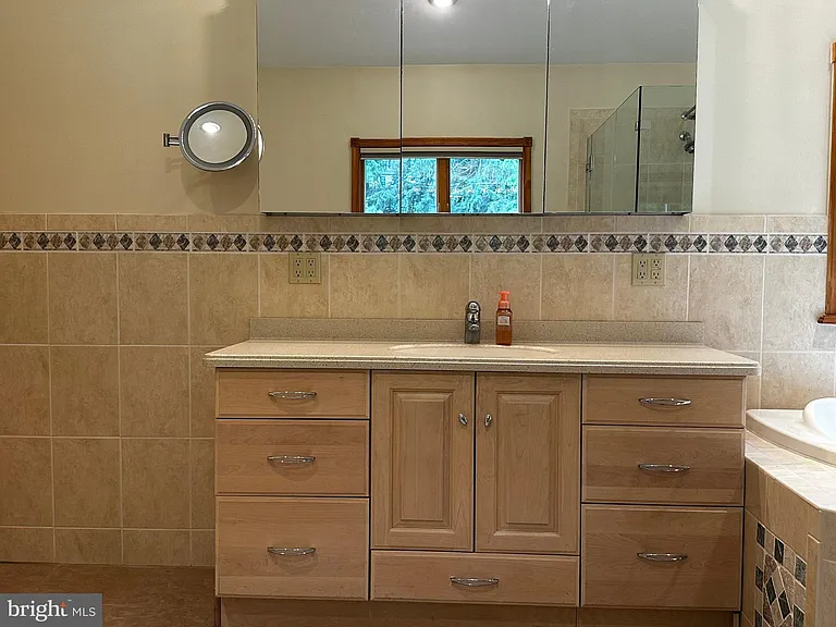 4 Smedley Dr — Photo 40