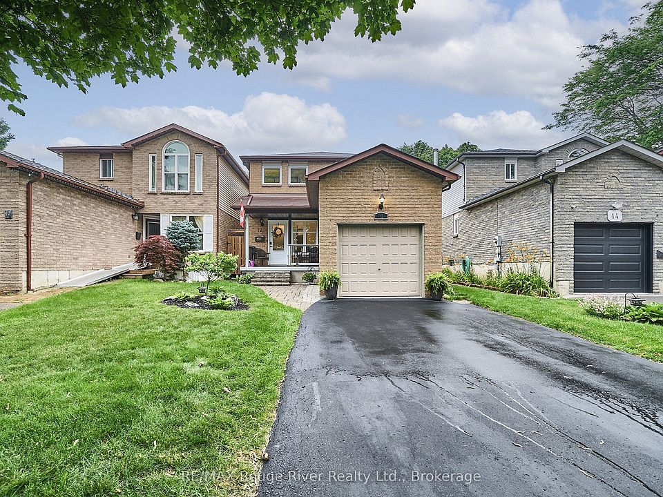 1st image of 12 Goldring Dr