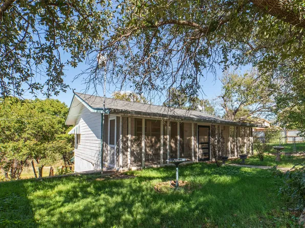 7044 Tipperary Rd, Brownwood, TX 76801