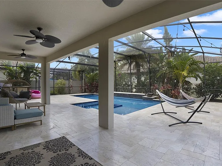 8414 Vivaro Isle Way — Photo 3