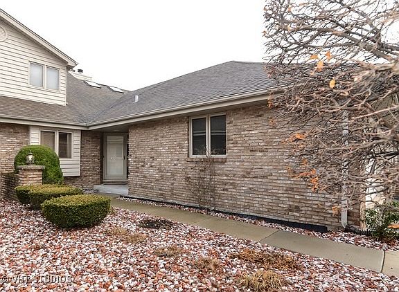 2nd image of 18307 Pinewood Ct