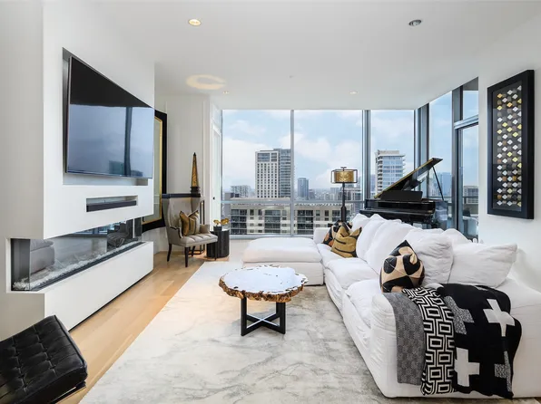 2200 Victory Ave APT 2401, Dallas, TX 75219