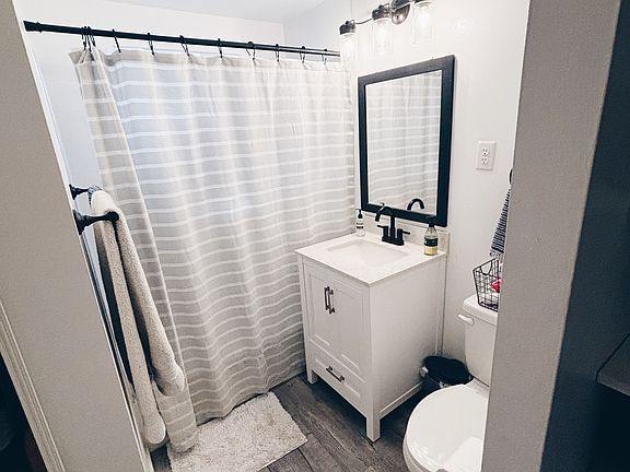 3rd image of 1721 Rerick Dr