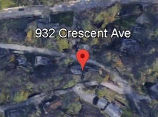 932 Crescent Ave, Sewickley, PA 15143