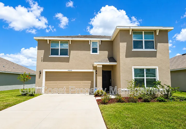 10642 Chippewa Dr — Photo 1