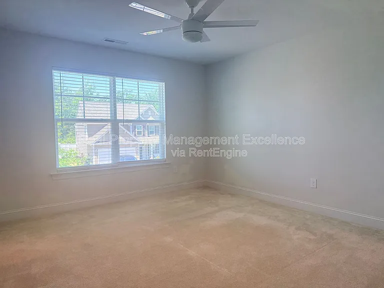 16 Clear Creek Cir — Photo 51