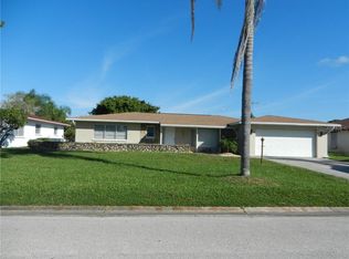 259 Caddy Rd, Rotonda West, FL 33947