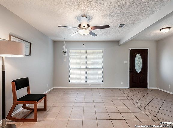 5th image of 6711 Alan Hale St