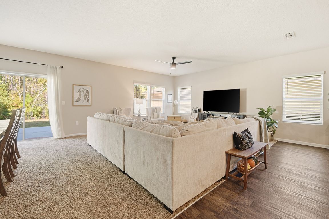 next background image