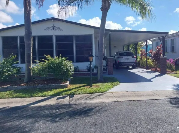 15834 Shoreline Blvd #218, North Fort Myers, FL 33917