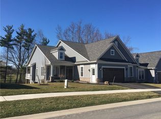 33 Greenpoint Trl, Pittsford, NY 14534