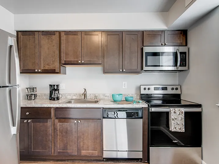 Catons Villas South Townhomes — Photo 2