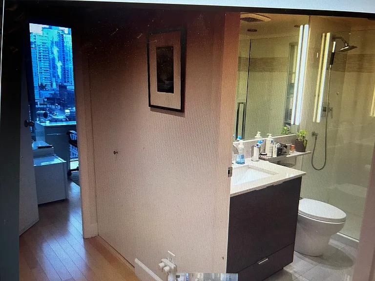 930 Cambie St #1301 — Photo 4