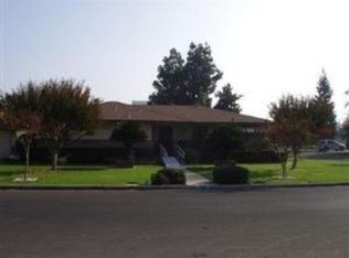 2216 N Price Ave, Fresno, CA 93703