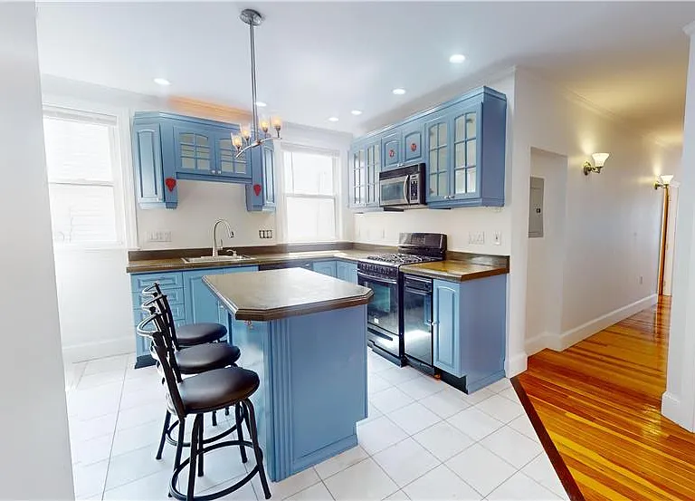 200 Hyde Park Ave #2 — Photo 12