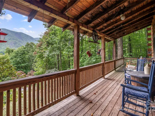 341 Soco Acres Rd, Maggie Valley, NC 28751