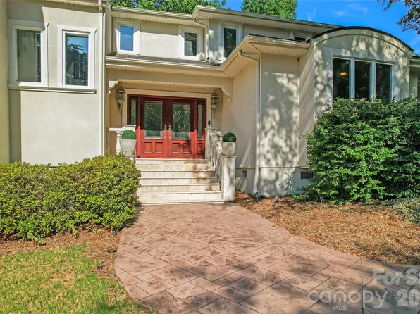35 Heritage Dr, Lake Wylie, SC 29710