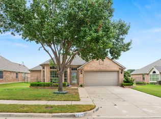 6209 Pine Hills Ln, Denton, TX 76210