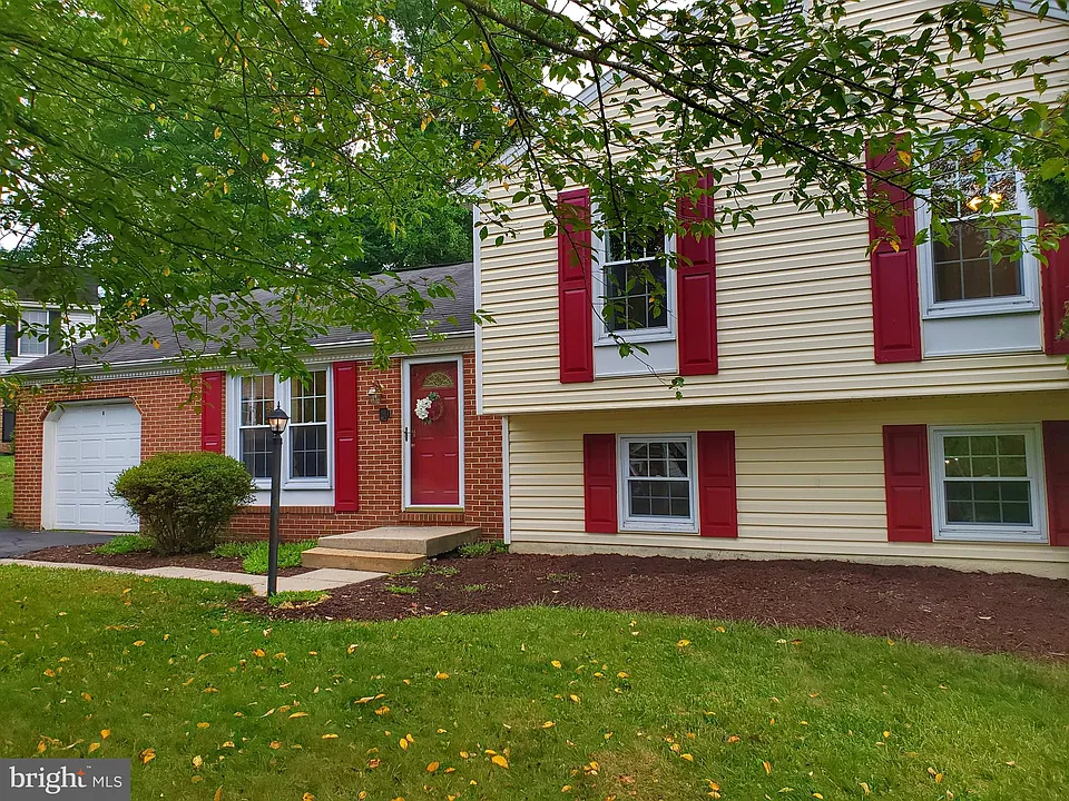 7109 Upper Mills Cir