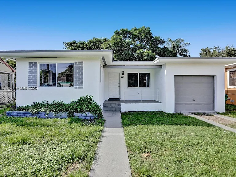 236 NW 42nd St — Photo 3
