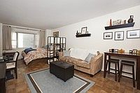 2nd image of 100 W 57th St Lbby 2