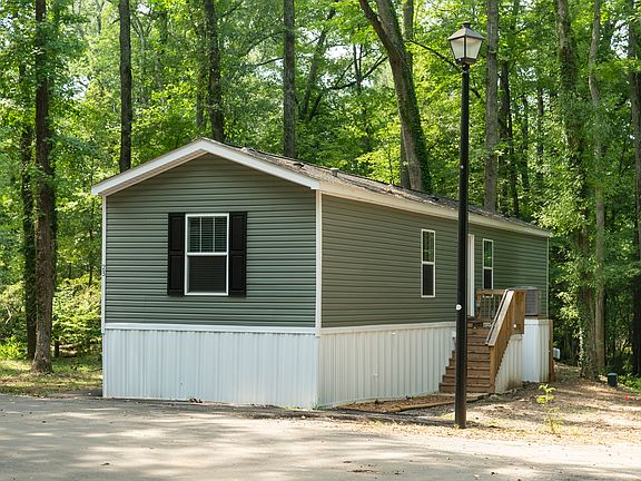 2nd image of 23 Fernwood Dr