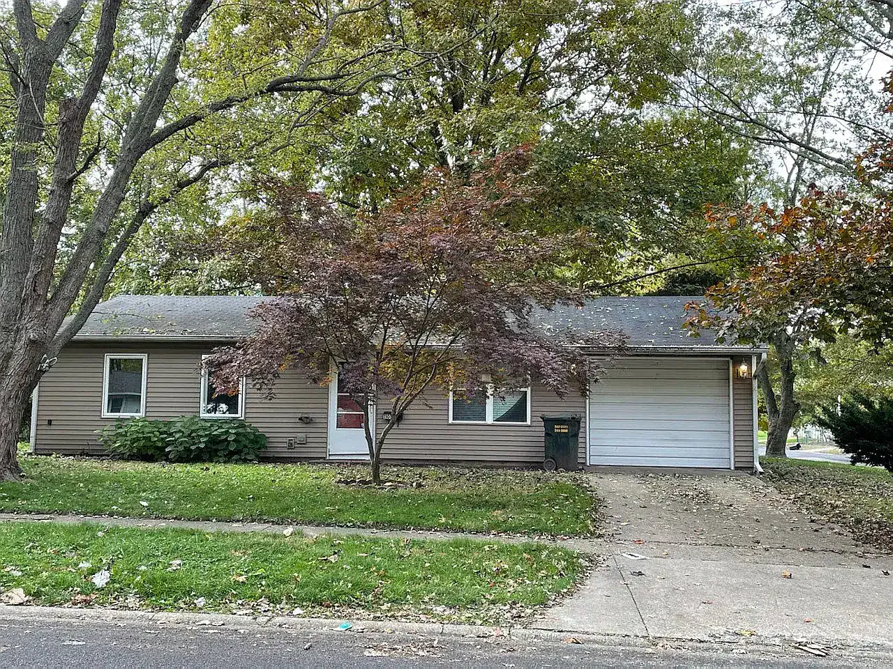 1101 Lanore Dr photo 1
