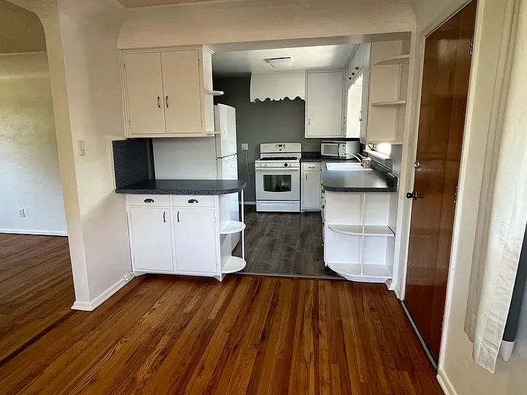 1525 E Bijou St — Photo 4