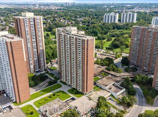 5 Massey Sq #2811, Toronto, ON M4C 5L6