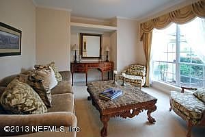 4th image of 1209 Garrison Dr