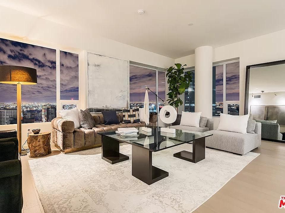 1st image of 1050 S Grand Ave #Penthouse 5