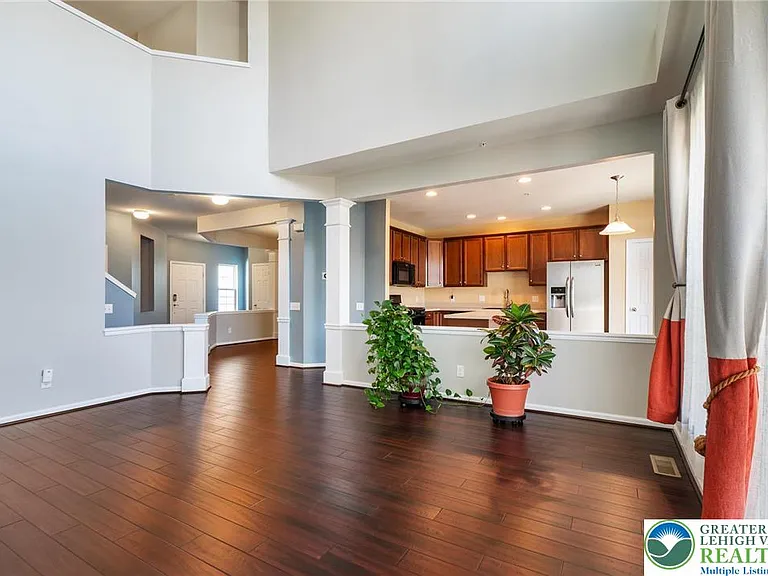 8455 Starling Rd — Photo 3