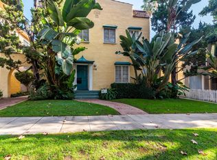 140 1/2 N Almont Dr, Beverly Hills, CA 90211