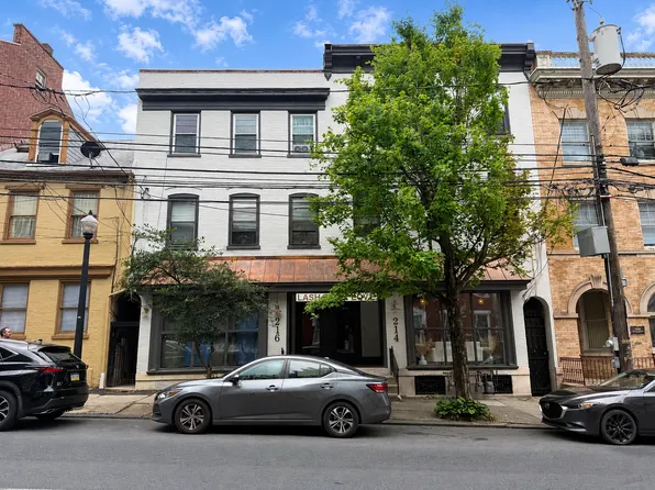 214-216 East King St & 215 East Mifflin St, 214-216 E King St #216-1R, Lancaster, PA 17602