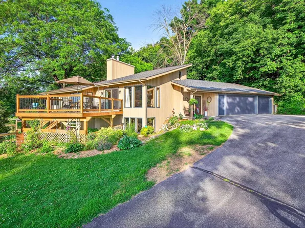 W4887 Escarpment Ter, Sherwood, WI 54169