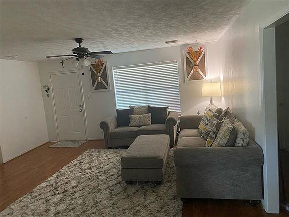 3rd image of 4006 Avenue A