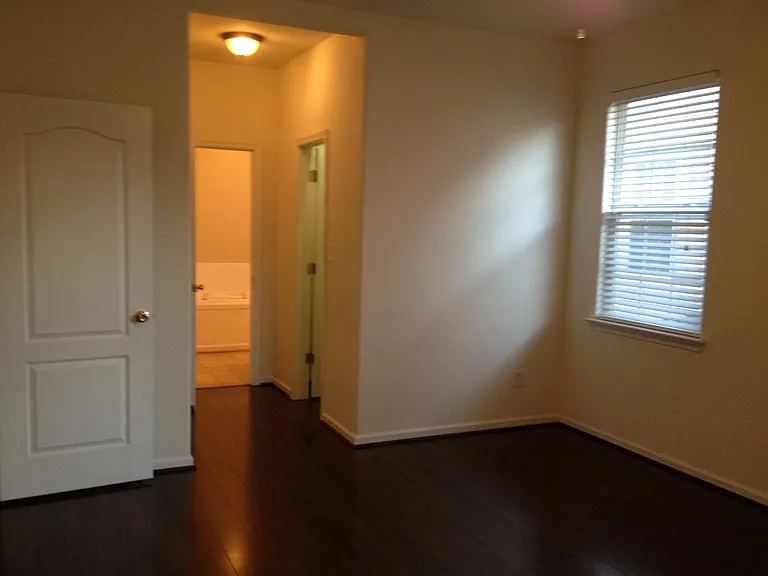 837 Brittlebank Dr — Photo 10
