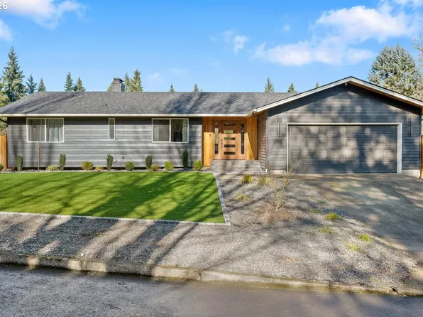 2002 NW 127th St, Vancouver, WA 98685