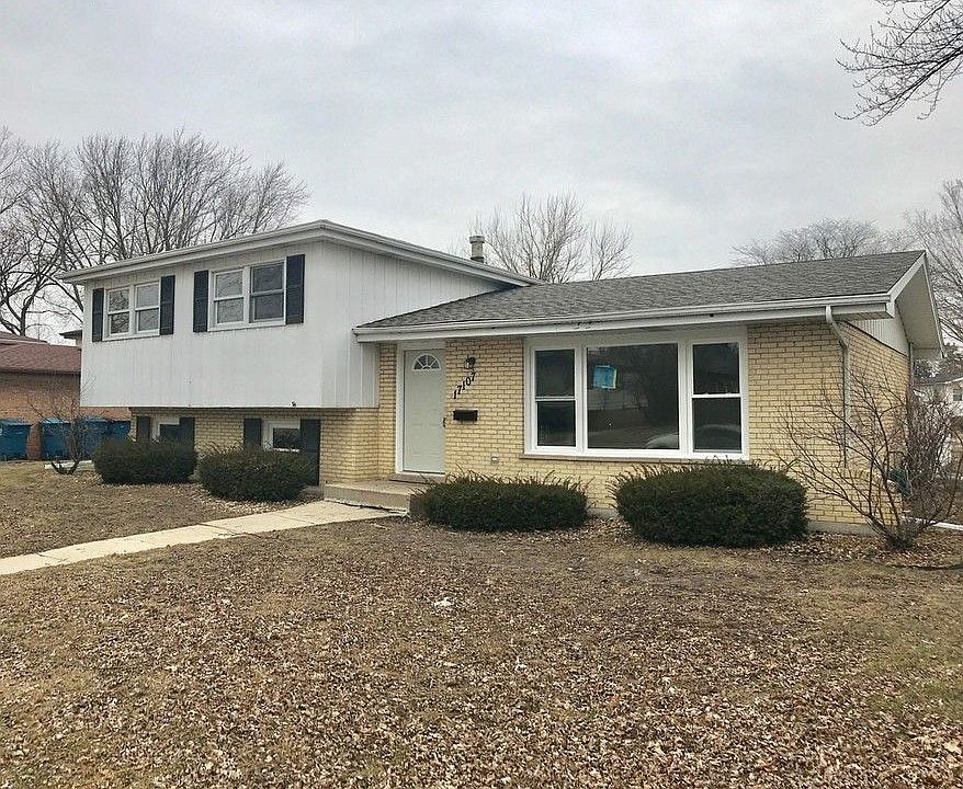 1st image of 17107 Evans Ct
