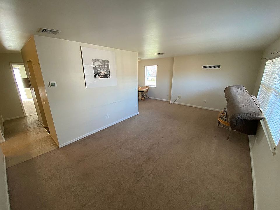2nd image of 276 Temple Hill Rd Unit 2406