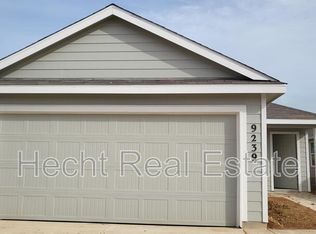 9239 Navarro Vis, Seguin, TX 78155